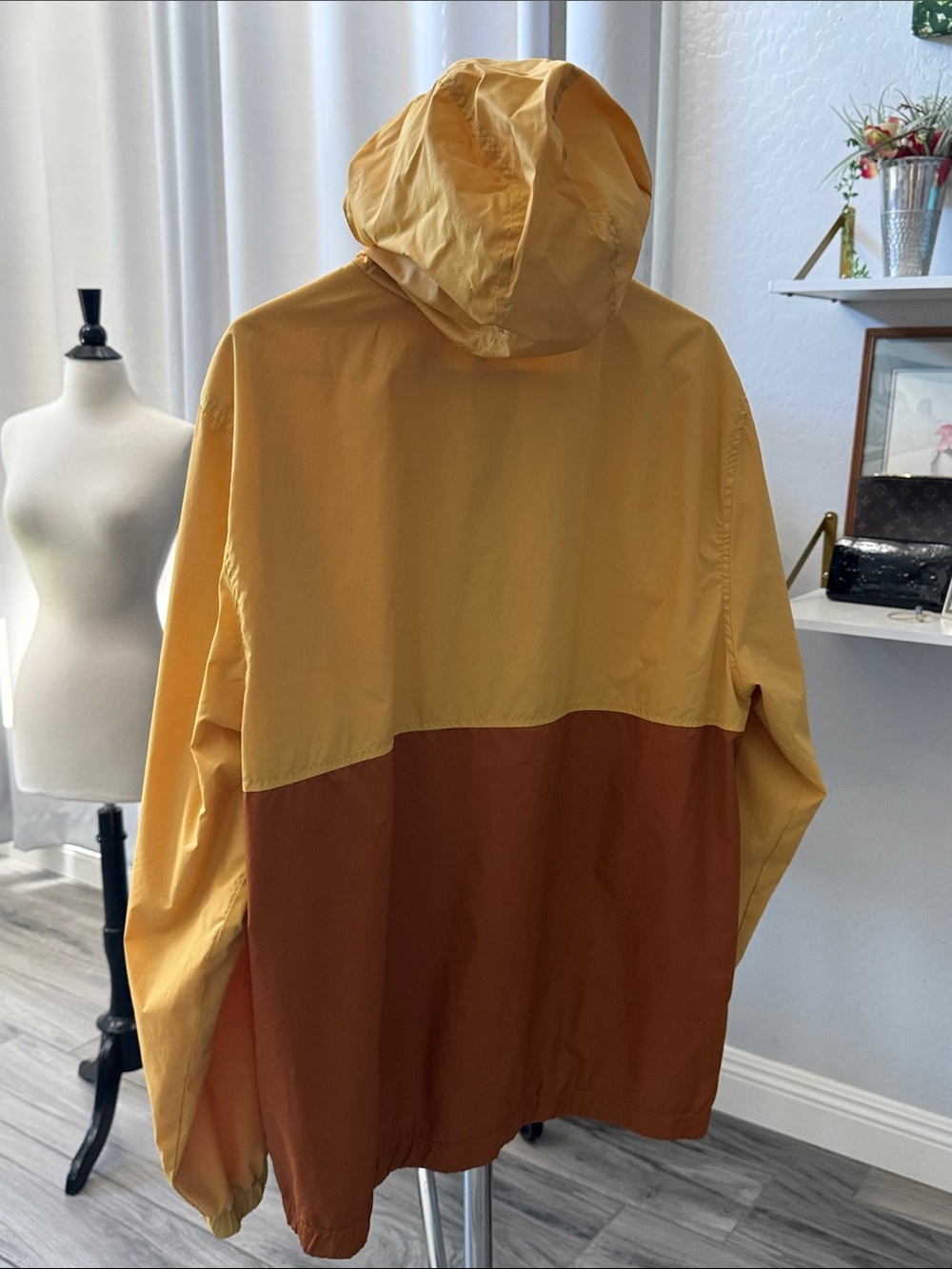 Brixton Two-Tone Mustard Yellow and Brown Hooded Windbreaker New Without Tag - Picture 6 of 6